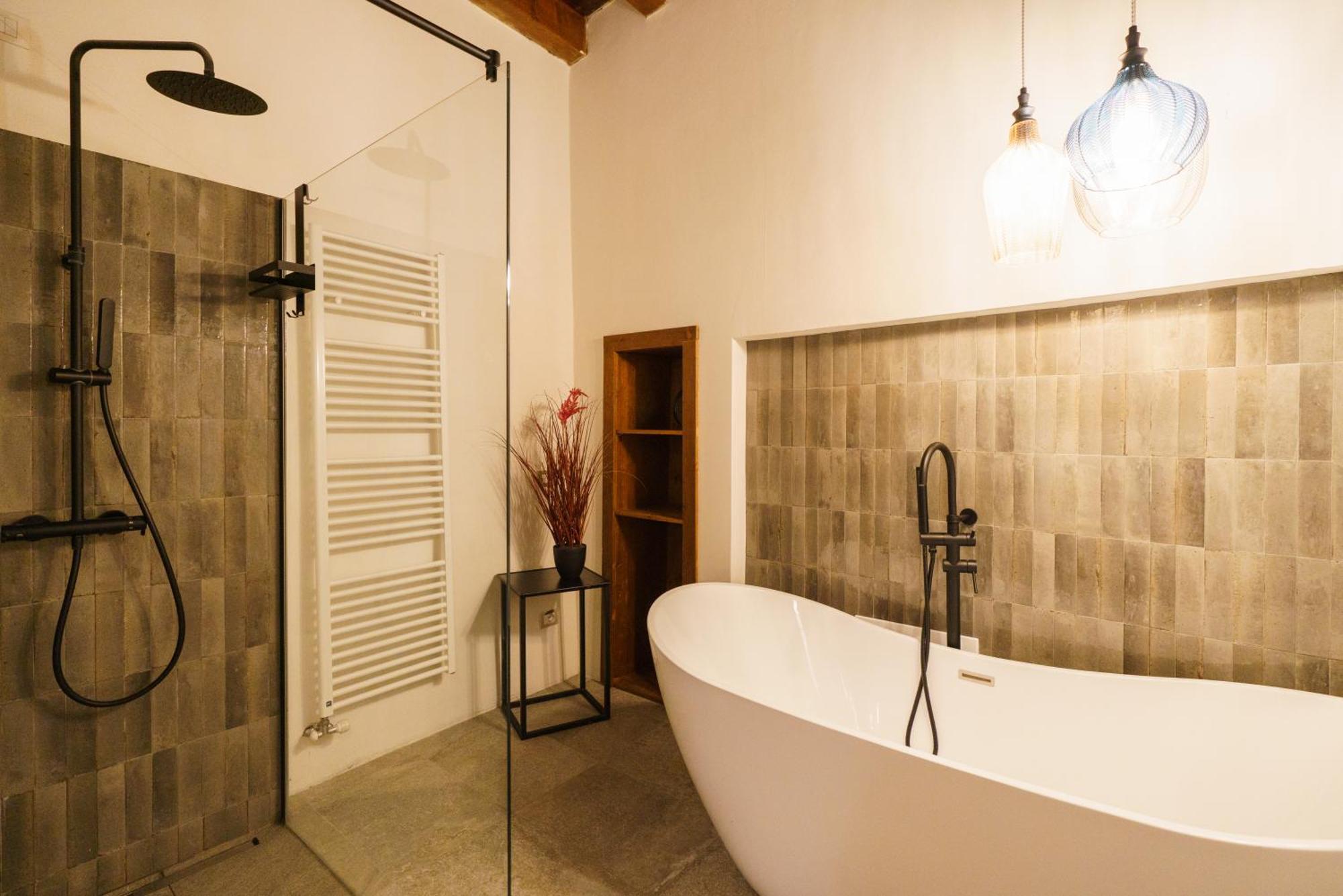 Domus Verona - Elegante Residenza Satiro Luaran gambar