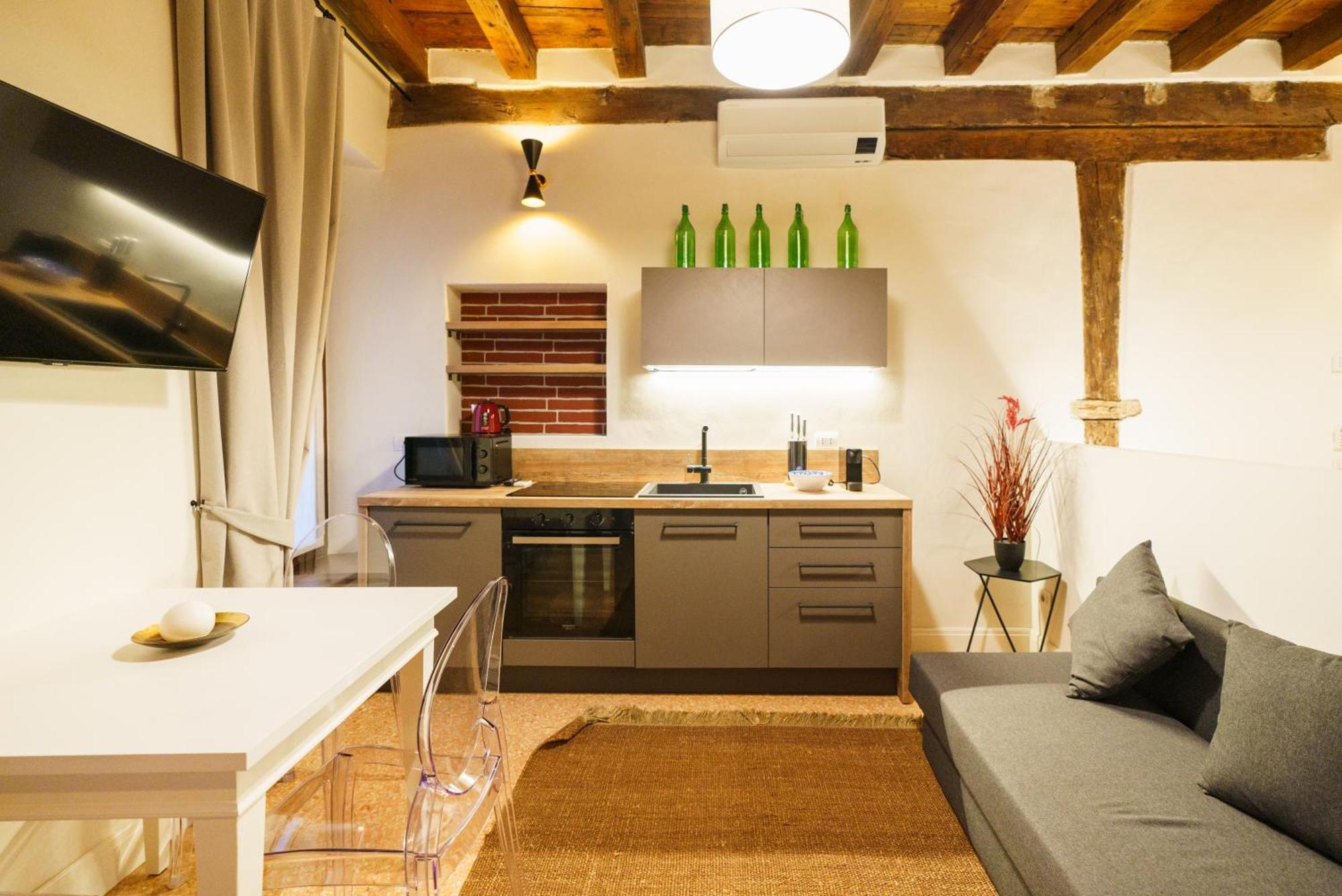 Domus Verona - Elegante Residenza Satiro Bilik gambar